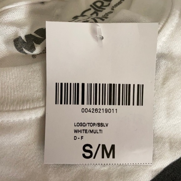 Mean Girls Holiday Graphic White Short Sleeve T-shirt SMALL - Picture 6 of 6